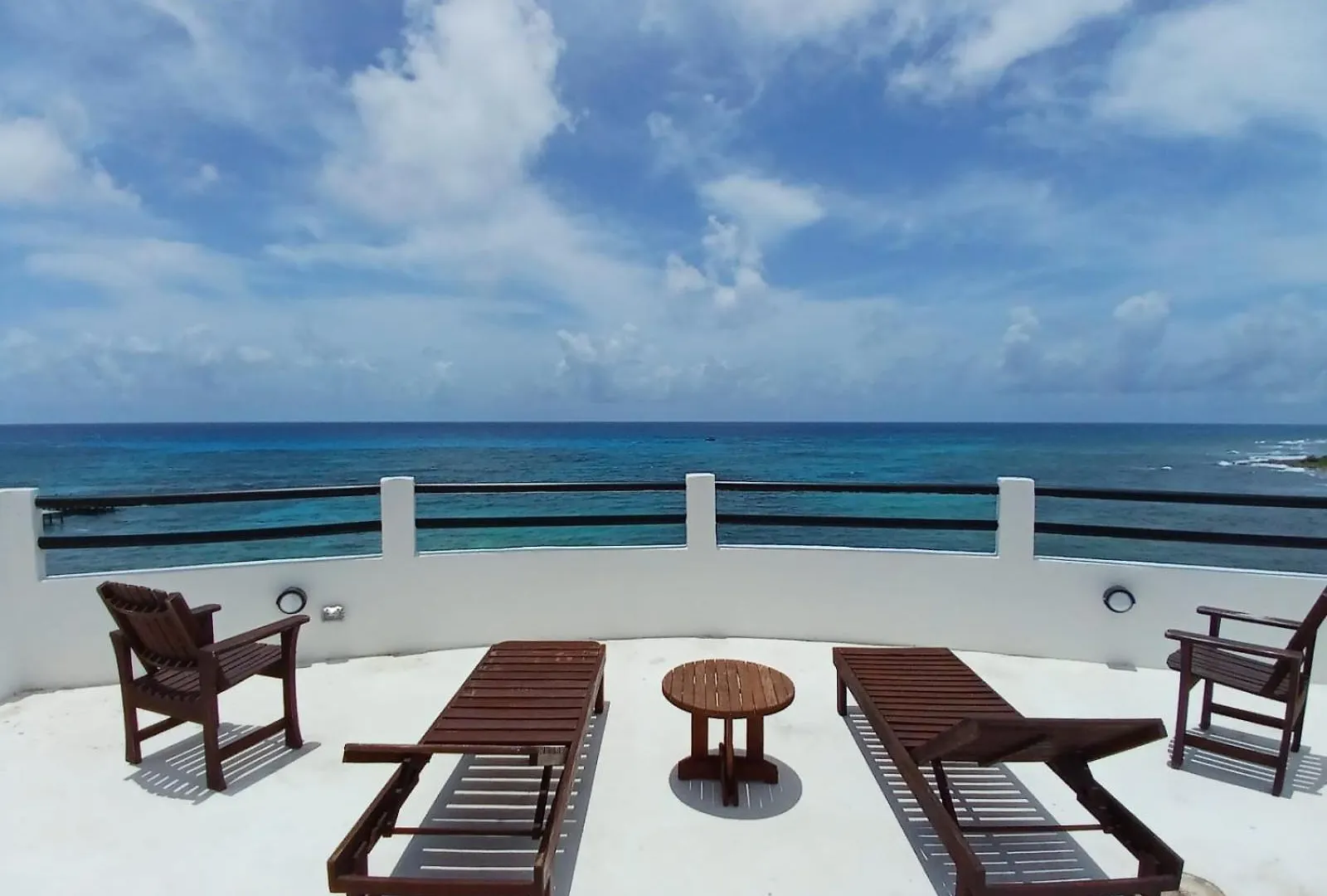 Penthouse With Roof Top Terrace Mahahual 0*,