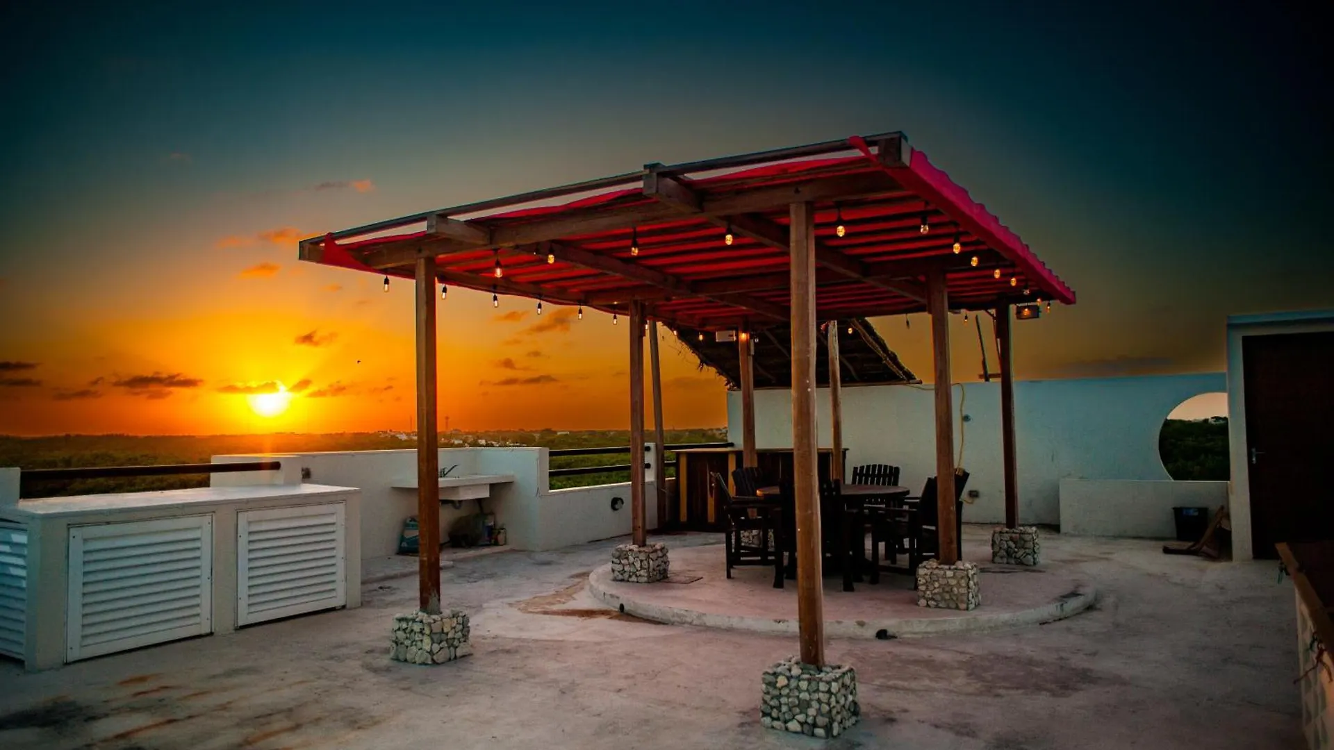 Penthouse With Roof Top Terrace Mahahual