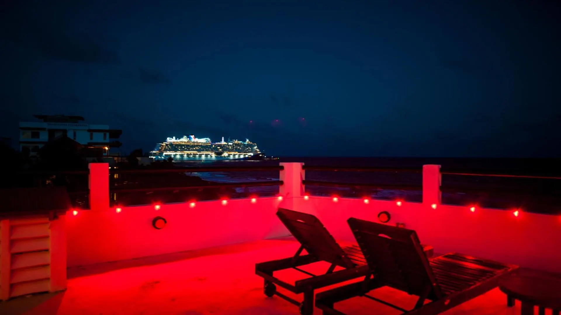 Penthouse With Roof Top Terrace Mahahual Mexiko
